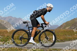 Photo #4175238 | 06-09-2023 13:38 | Passo Dello Stelvio - Peak BICYCLES