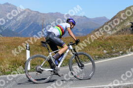 Foto #2729055 | 24-08-2022 12:19 | Passo Dello Stelvio - die Spitze BICYCLES