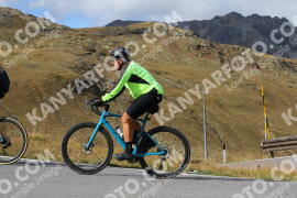 Photo #4291459 | 19-09-2023 11:12 | Passo Dello Stelvio - Peak BICYCLES