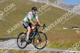 Photo #3982931 | 20-08-2023 12:00 | Passo Dello Stelvio - Peak BICYCLES
