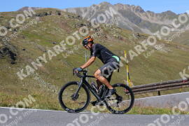 Photo #3957543 | 19-08-2023 10:52 | Passo Dello Stelvio - Peak BICYCLES