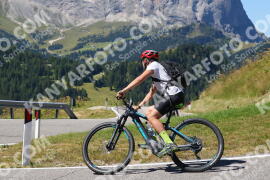 Photo #2555326 | 09-08-2022 11:26 | Gardena Pass BICYCLES