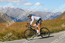 Photo #2701199 | 21-08-2022 15:36 | Passo Dello Stelvio - Peak BICYCLES