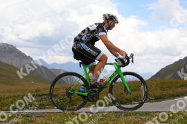 Photo #3921326 | 17-08-2023 12:42 | Passo Dello Stelvio - Peak BICYCLES