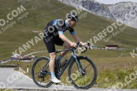 Photo #3756619 | 08-08-2023 14:32 | Passo Dello Stelvio - Peak BICYCLES