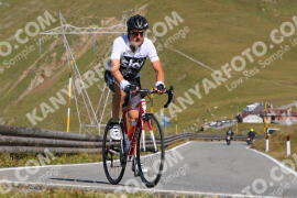 Foto #3980268 | 20-08-2023 10:04 | Passo Dello Stelvio - die Spitze BICYCLES