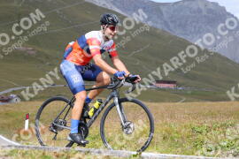 Photo #4036456 | 23-08-2023 12:48 | Passo Dello Stelvio - Peak BICYCLES