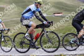 Photo #3311313 | 02-07-2023 10:58 | Passo Dello Stelvio - Peak BICYCLES