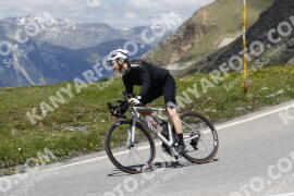 Photo #3210160 | 24-06-2023 13:52 | Passo Dello Stelvio - Peak BICYCLES