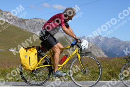 Foto #3808822 | 11-08-2023 11:28 | Passo Dello Stelvio - die Spitze BICYCLES