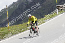 Photo #3337723 | 03-07-2023 11:56 | Passo Dello Stelvio - Peak BICYCLES