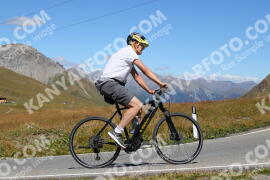 Foto #2698941 | 21-08-2022 12:42 | Passo Dello Stelvio - die Spitze BICYCLES