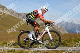 Foto #3851735 | 13-08-2023 10:20 | Passo Dello Stelvio - die Spitze BICYCLES