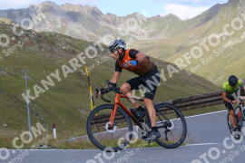Photo #3931369 | 18-08-2023 09:47 | Passo Dello Stelvio - Peak BICYCLES