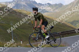 Photo #3895079 | 15-08-2023 11:51 | Passo Dello Stelvio - Peak BICYCLES