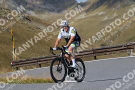 Photo #4291309 | 19-09-2023 10:44 | Passo Dello Stelvio - Peak BICYCLES