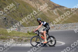 Photo #2719972 | 23-08-2022 14:43 | Passo Dello Stelvio - Prato side BICYCLES