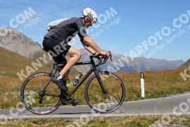 Photo #2732575 | 24-08-2022 13:22 | Passo Dello Stelvio - Peak BICYCLES