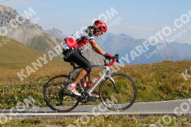 Photo #3893826 | 15-08-2023 09:34 | Passo Dello Stelvio - Peak BICYCLES