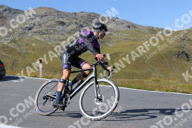 Foto #3894315 | 15-08-2023 10:38 | Passo Dello Stelvio - die Spitze BICYCLES