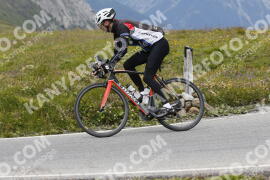 Photo #3596270 | 27-07-2023 14:32 | Passo Dello Stelvio - Peak BICYCLES