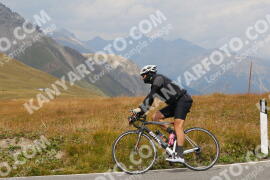 Photo #2680437 | 17-08-2022 13:37 | Passo Dello Stelvio - Peak BICYCLES