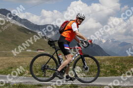 Photo #3170515 | 19-06-2023 12:13 | Passo Dello Stelvio - Peak BICYCLES