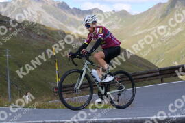 Photo #3931460 | 18-08-2023 09:59 | Passo Dello Stelvio - Peak BICYCLES