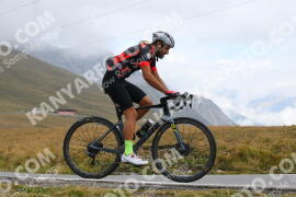 Photo #4265443 | 16-09-2023 13:18 | Passo Dello Stelvio - Peak BICYCLES