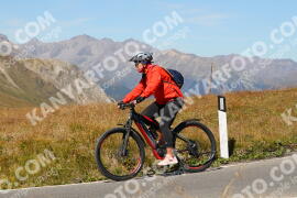Photo #2734285 | 24-08-2022 14:15 | Passo Dello Stelvio - Peak BICYCLES