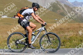 Foto #2726885 | 24-08-2022 11:09 | Passo Dello Stelvio - die Spitze BICYCLES
