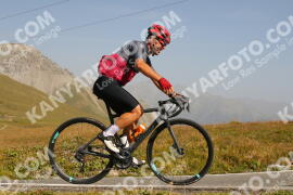 Foto #4046459 | 24-08-2023 11:02 | Passo Dello Stelvio - die Spitze BICYCLES