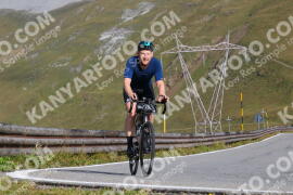 Photo #3931281 | 18-08-2023 09:12 | Passo Dello Stelvio - Peak BICYCLES
