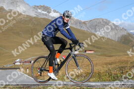 Photo #4299359 | 24-09-2023 10:39 | Passo Dello Stelvio - Peak BICYCLES