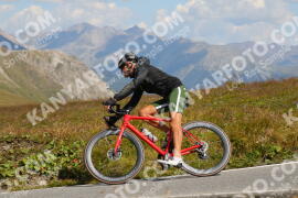Photo #3911939 | 16-08-2023 11:33 | Passo Dello Stelvio - Peak BICYCLES