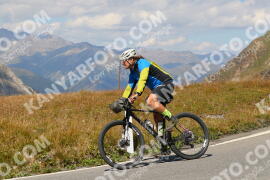 Photo #2672271 | 16-08-2022 14:11 | Passo Dello Stelvio - Peak BICYCLES