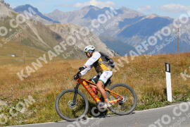 Foto #2737143 | 25-08-2022 12:43 | Passo Dello Stelvio - die Spitze BICYCLES