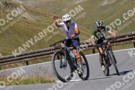 Photo #3960080 | 19-08-2023 11:39 | Passo Dello Stelvio - Peak BICYCLES