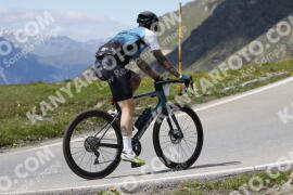 Photo #3214016 | 24-06-2023 15:55 | Passo Dello Stelvio - Peak BICYCLES