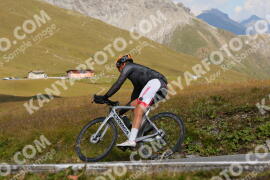 Photo #3912505 | 16-08-2023 12:06 | Passo Dello Stelvio - Peak BICYCLES