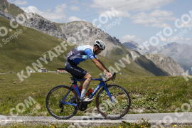 Photo #3367761 | 07-07-2023 14:00 | Passo Dello Stelvio - Peak BICYCLES
