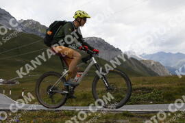Foto #3647657 | 30-07-2023 09:32 | Passo Dello Stelvio - die Spitze BICYCLES