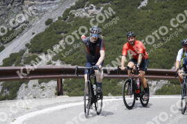 Photo #3191007 | 22-06-2023 11:17 | Passo Dello Stelvio - Waterfall curve BICYCLES