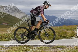 Photo #3693228 | 02-08-2023 10:03 | Passo Dello Stelvio - Peak BICYCLES