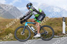 Foto #4296612 | 20-09-2023 14:22 | Passo Dello Stelvio - die Spitze BICYCLES