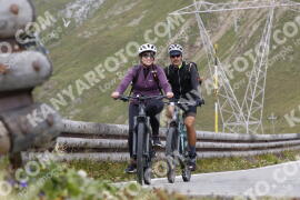 Foto #3751013 | 08-08-2023 10:41 | Passo Dello Stelvio - die Spitze BICYCLES