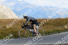 Foto #2751294 | 26-08-2022 11:04 | Passo Dello Stelvio - die Spitze BICYCLES