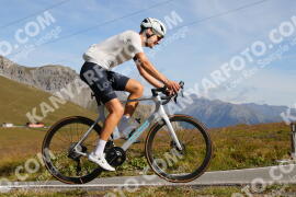 Photo #3851505 | 13-08-2023 10:08 | Passo Dello Stelvio - Peak BICYCLES