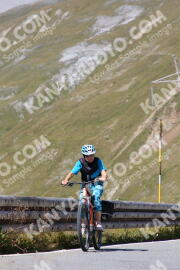 Photo #2670615 | 16-08-2022 13:04 | Passo Dello Stelvio - Peak BICYCLES