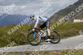 Foto #3630034 | 29-07-2023 14:19 | Passo Dello Stelvio - die Spitze BICYCLES